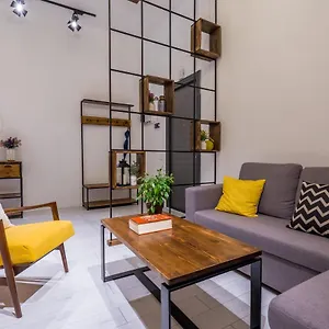 Irina's Cozy In Old Апартаменты